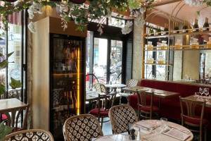 Le Paris Paris