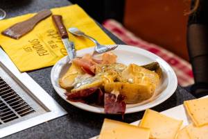 Les Fondus De La Raclette Montparnasse